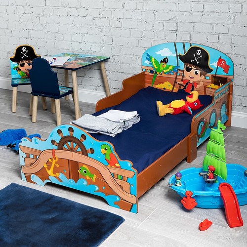 Kids pirate theme - kids,